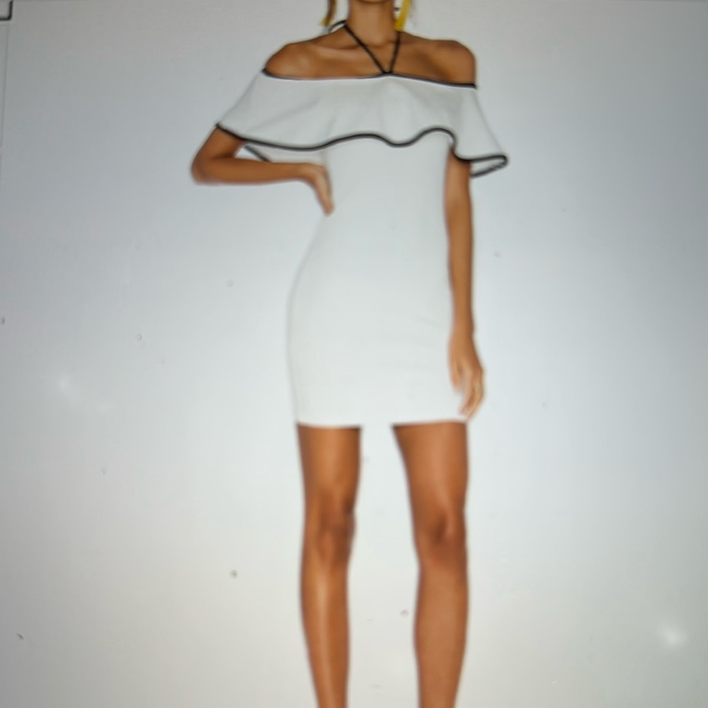 Rei Mini Dress - by the way
XS Ivory